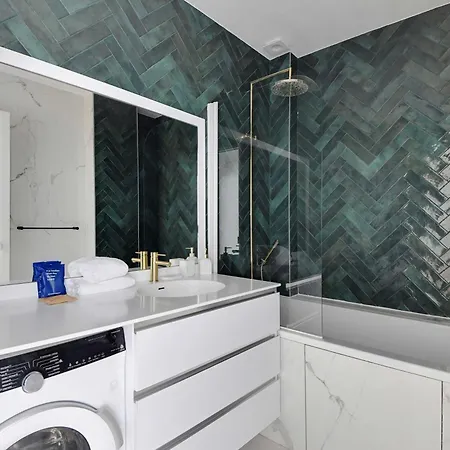 Elegant - 2br-4p - Pantheon Apartment